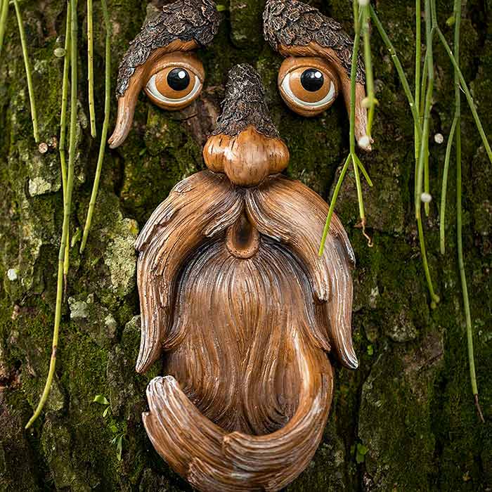 BirdFeeder, dekorace na strom ve tvaru obličeje, která slouží zároveň jako krmítko pro ptáky - Image 3