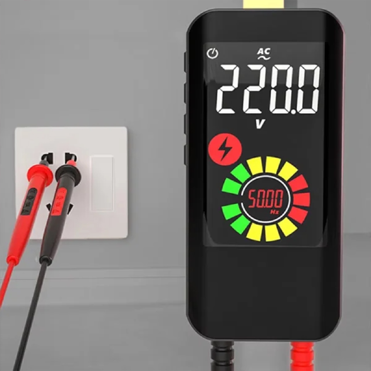 Spolehlivý tester, který vám umožní snadno zkontrolovat elektrické napětí.