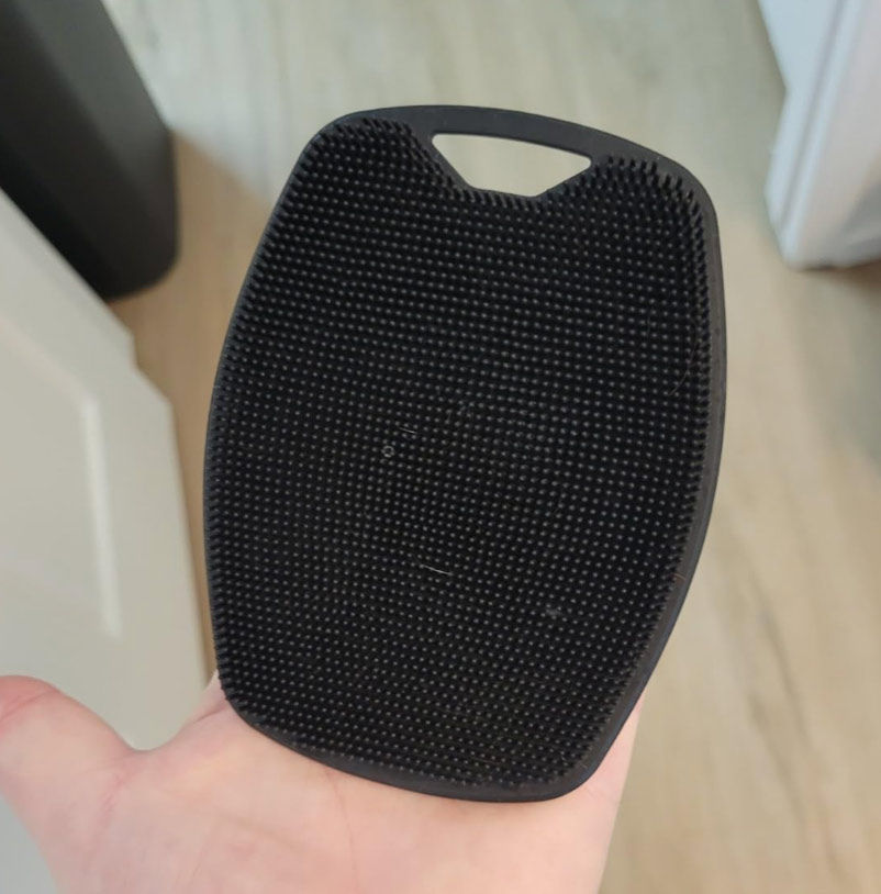 Scrubby, silikonový kartáč na masáž a péči o tělo - Image 8