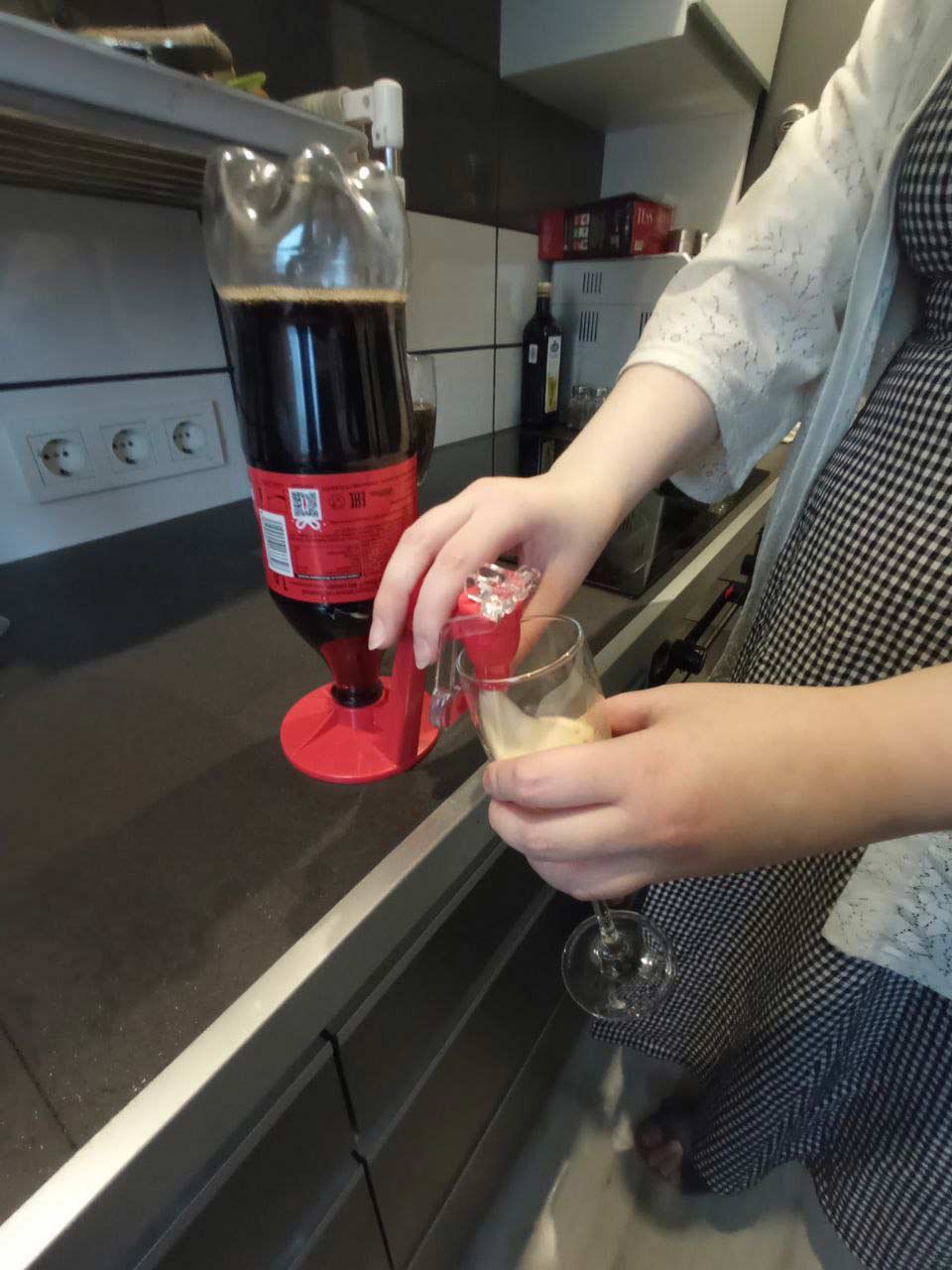 SodaTap, nástavec na nalévání nápoje - Image 4