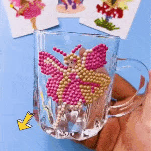 SparkleStickers, kreativní sada pro nanášení barevných diamantů na nálepky - video