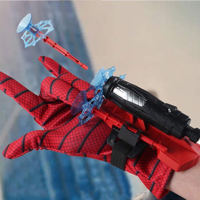 Hračka obsahuje rukavici Spidermana, dětskou pistoli a měkké projektily!