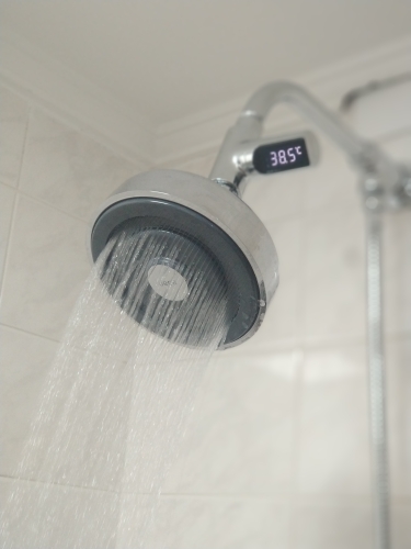 ThermometerShower, teploměr na vodu, který se vkládá mezi hadici a kohoutek. - Image 9
