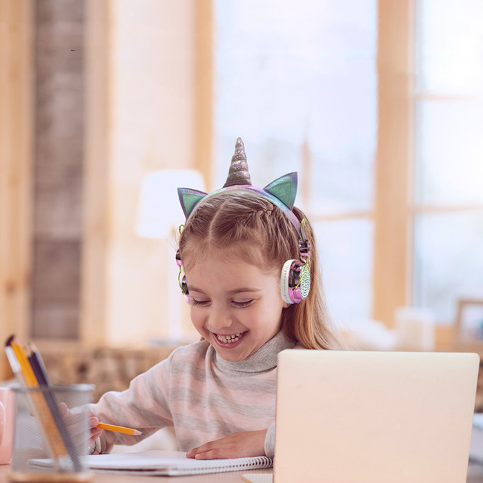 UnicornBuds, bezdrátová dětská sluchátka s vzhledem jednorožce - Image 4